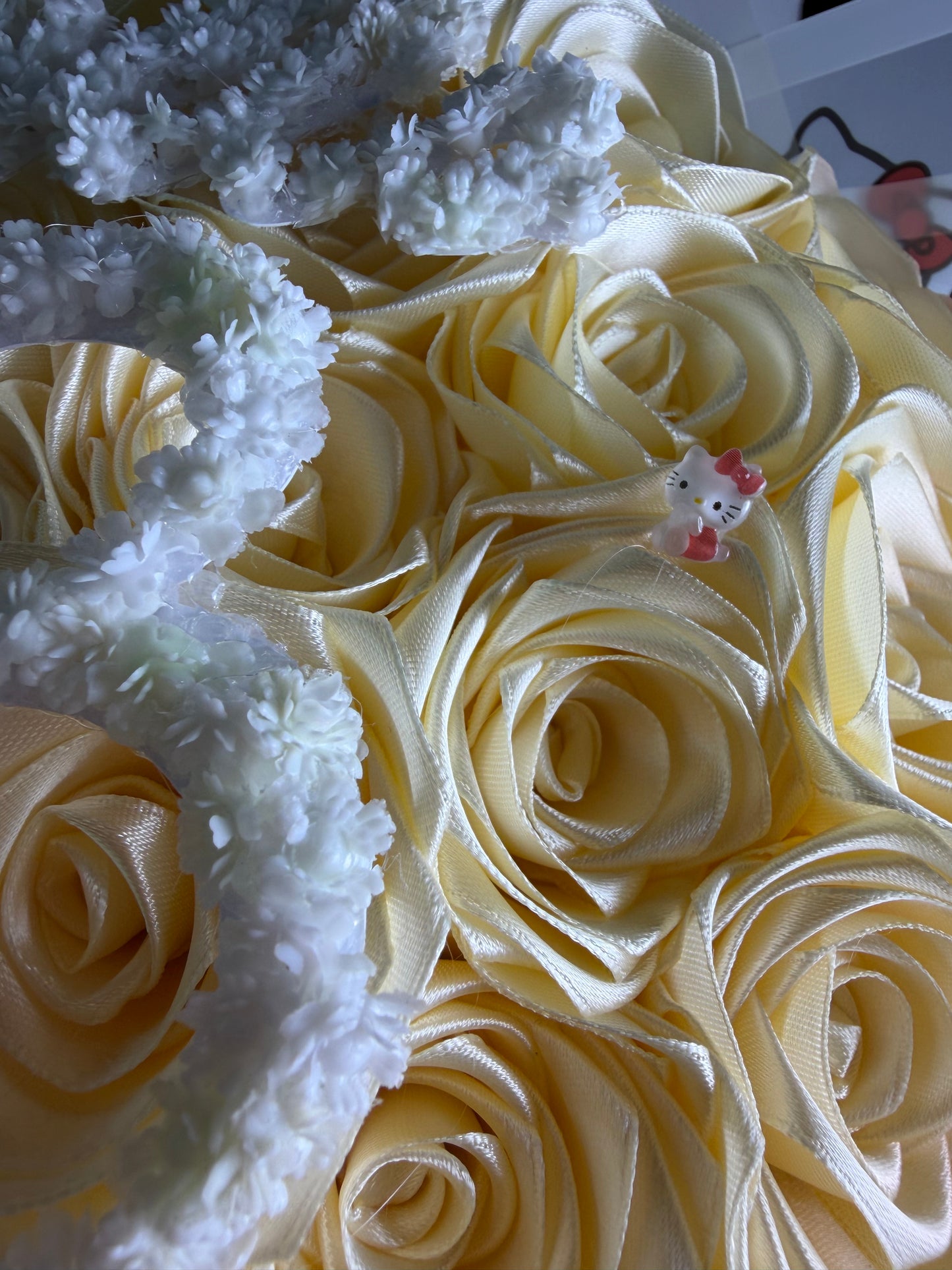 Hello kitty themed bouquet